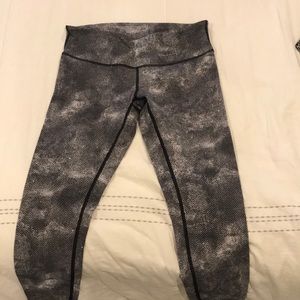 Lululemon full length pants size ten